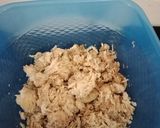 A picture of step 1 of Fried Resha kabab.