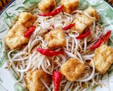 Foto langkah ke 4 dari resep Tumis Tahu Tauge.