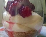 Foto del paso 5 de la receta: Cheesecake shots de frambuesas