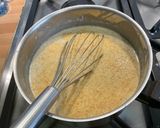Une image de l'étape 7 de Sauce béchamel à l’épeautre, ail fumé et grana padano.