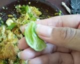Foto langkah ke 5 dari resep Ayam penyet sambel ijo.