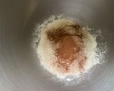 Une image de l'étape 1 de Pâte brisée au lait et à la cannelle.