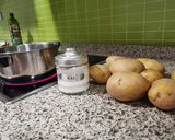 Foto del paso 1 de la receta: Patatas cocidas con salsa de tomillo