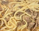 A picture of step 5 of Sukiyaki Udon: Udon Noodles in Sweet & Savory Broth.