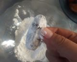 Foto langkah ke 4 dari resep Kurma Keju goreng.
