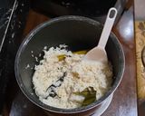 Foto langkah ke 6 dari resep Nasi Bakar Tongkol Suwir Kemangi.