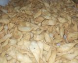 नमक पारे (Namak pare recipe in Hindi) रेसिपी चरण 3 फोटो