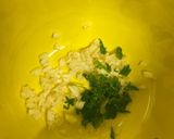 Foto del paso 3 de la receta: Ensalada de patatas con ajo y perejil