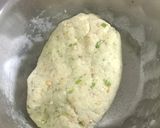 झटपट उपवासाचे थालीपीठ (jhatpat upwasache thalipeeth recipe in marathi) रेसिपी स्टेप 4 फोटो 