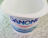Foto del paso 2 de la receta: Bizcocho de yogur en microondas