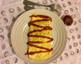 Hình bước làm 7 của món Omurice (Cơm chiên cuộn trứng)