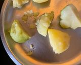 A picture of step 2 of Mete Singhara / Chicken Liver Singhara.