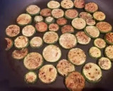 Foto del paso 1 de la receta: Base de calabacín con salsa pomodoro