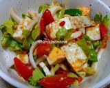 Foto langkah ke 2 dari resep Salad telor pedas praktis.