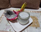 A picture of step 4 of Dragon fruit Shake.