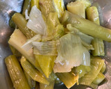 Foto del paso 3 de la receta: Caldo de verduras (aprovechamiento espárragos)