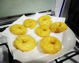 Hình bước làm 7 của món Le zeppole ( bánh choux chiên)
