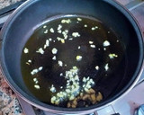 Foto del paso 3 de la receta: Chipirones en salsa caprichosa y algunas cositas más