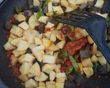 Foto langkah ke 3 dari resep Sambal goreng kentang hati sapi.
