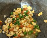Foto langkah ke 3 dari resep Day. 107 Bubur Jagung dan Tumis Telor (9 month+).
