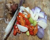 Foto langkah ke 1 dari resep Telur Ceplok Kecap Pedas.