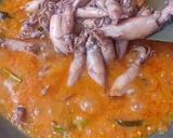 Foto langkah ke 4 dari resep Sambal Cumi masak Habang khas Manado.