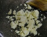 A picture of step 1 of Oats Strawberry Delite.