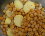 A picture of step 1 of Raita chaat.