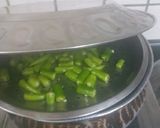 A picture of step 1 of Daal moong poori chaat.