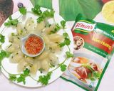 A picture of step 6 of Vegetarian Banh Bot Loc with Mung Bean Filling.