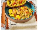 Foto langkah ke 7 dari resep Thai Fried Rice Pineapple.