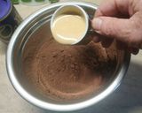 Foto del passaggio 5 della ricetta Salame di cioccolato al Ciobar