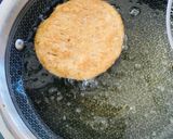 A picture of step 6 of Wheat flour farsi puri.