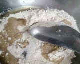 A picture of step 1 of Wheat flour halwa.