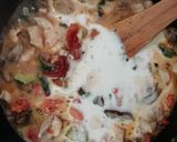 Paradicsomos-cukkinis csirkeragu recept fázis 4 fotója