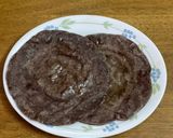 A picture of step 8 of Ragi roti.