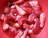 Foto del paso 2 de la receta: Dulce de frutillas (en sopera eléctrica)