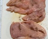 A picture of step 1 of Creamy garlic chicken breasts.