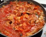 Foto del paso 3 de la receta: Empanada de hojaldre de pollo y pisto