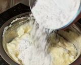 Foto langkah ke 4 dari resep Classic Tiramisu.