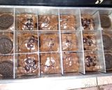 Foto langkah ke 7 dari resep Fudgy brownies no mixer,no blender hemat bahan.