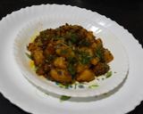 A picture of step 7 of Fennel seeds peri peri stir fry potato.