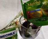 Foto langkah ke 4 dari resep Ube Creamy Matcha Iced.