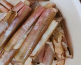 Hình bước làm 1 của món Ốc móng tay xào sate cay