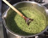 Une image de l'étape 9 de Sauce verte aux fanes de radis et herbes aromatiques.