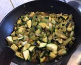 Une image de l'étape 7 de Mijoté de puntarelle fenouil courgettes aux épices et chips de porc.