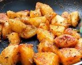 आलू के गुटके (Aloo ke guthke recipe in hindi) रेसिपी चरण 3 फोटो