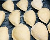 A picture of step 13 of Crunchy meatpie.