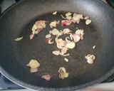 Foto langkah ke 2 dari resep Cumi masak tinta hitam.