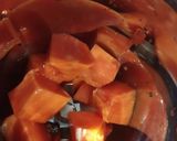 A picture of step 1 of Papaya Milk Shake.
